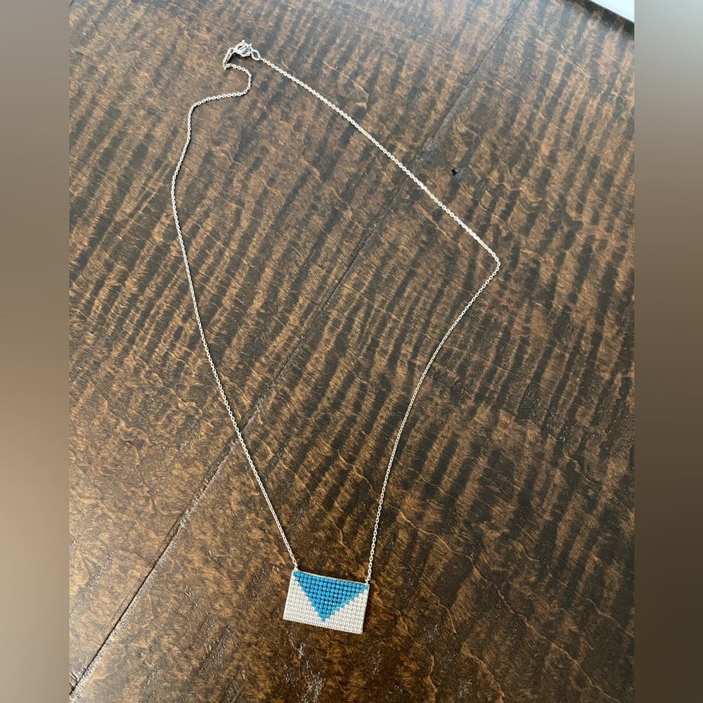 Necklace with turquoise details